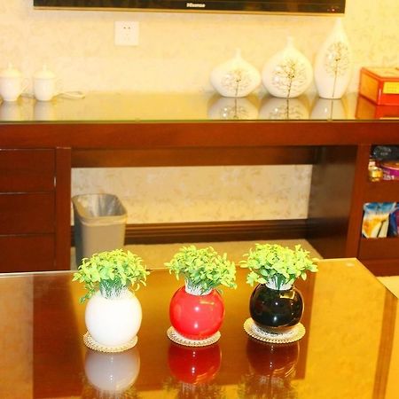 Chengdu Ronghome Hotel Buitenkant foto
