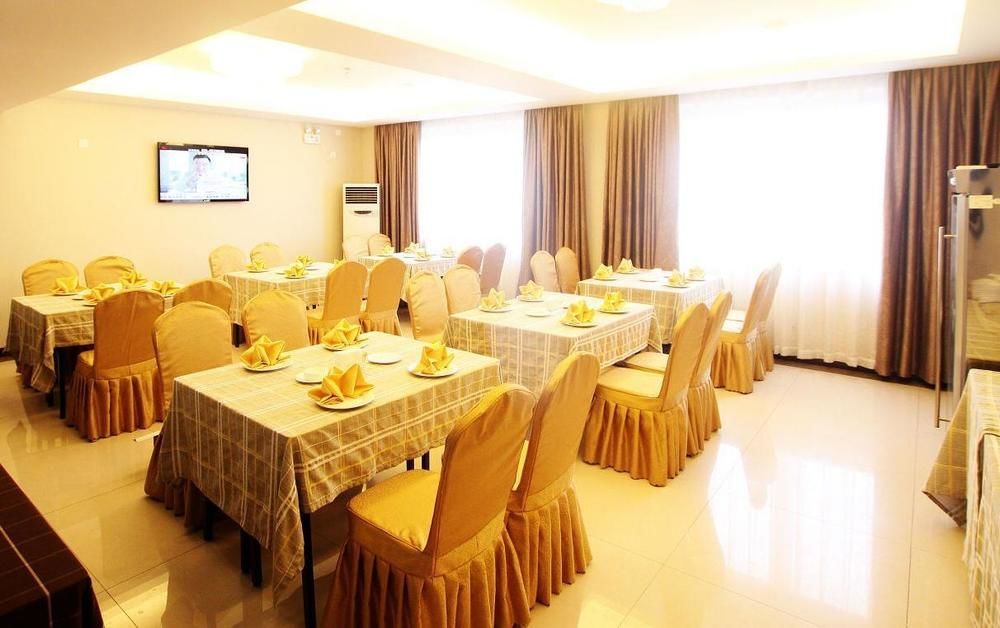 Chengdu Ronghome Hotel Buitenkant foto