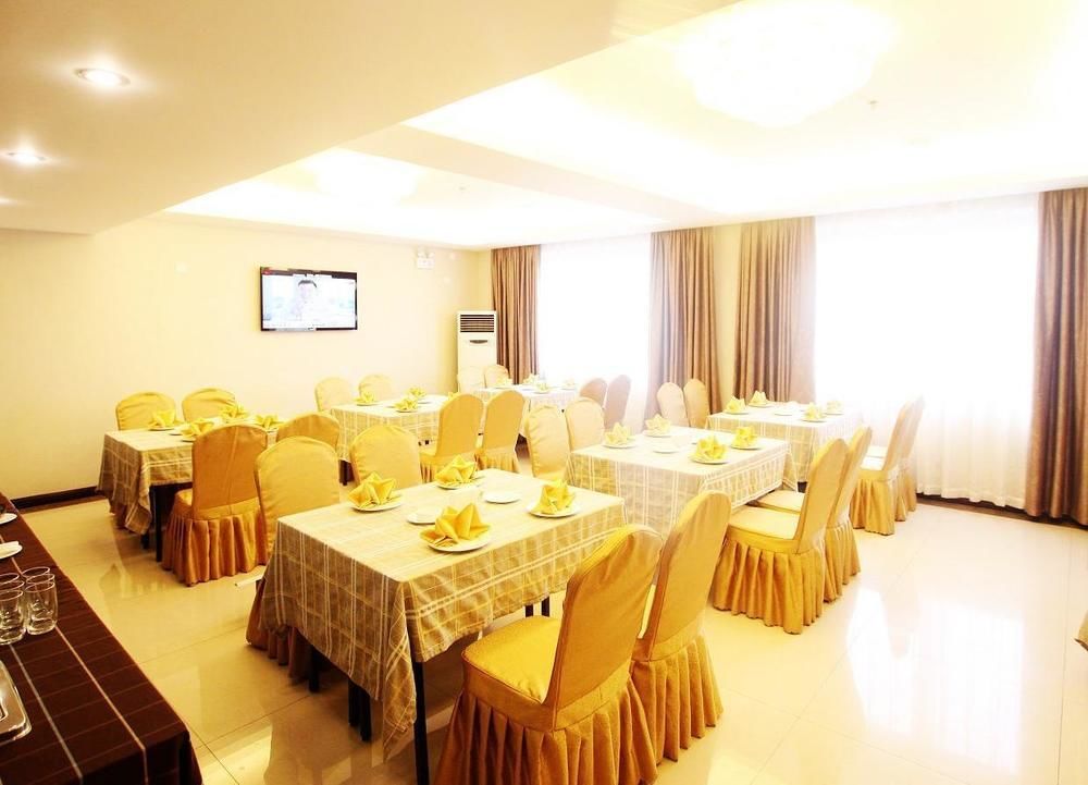 Chengdu Ronghome Hotel Buitenkant foto